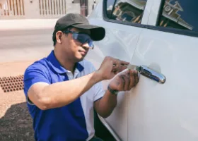 Car Locksmith in Sanger, CA